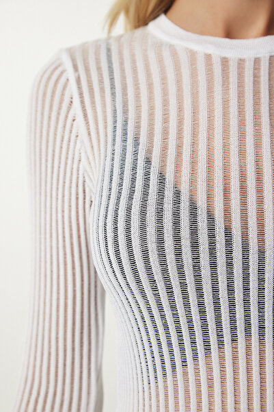 Happiness İstanbul Dámská bílá blůza z průhledného úpletu YY00177