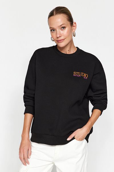 Trendyol Collection Černá Zadní potisk Detailní Tlustý vnitřní fleece Regular Fit Pletená mikina s rozparkem TWOAW24SW00387