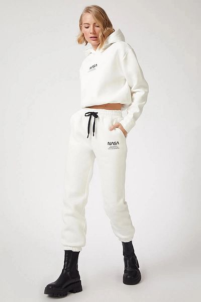 White shop womens sweatsuit