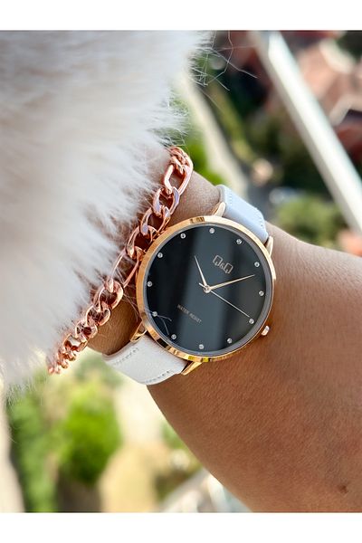Q&Q Brand Retro White Color, 24 Months Warranty, Waterproof, Plain Leather Strap Women's Wristwatch+Bracelet