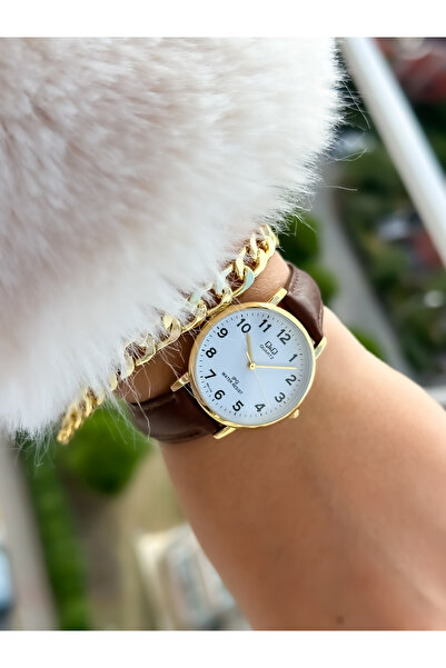 Q&Q Brand Retro Brown Waterproof, Leather Strap with Numbers Women's Wristwatch+Bracelet