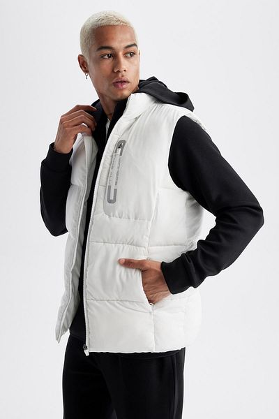 DeFacto Regular Fit Puffer Vest - X5287Az23Au