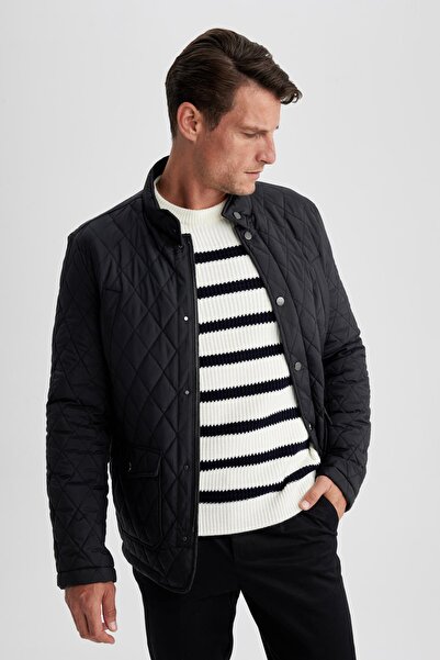 DeFacto Slim Fit prošívaný kabát – stojáček a kapsy na zip A3595Ax23Au