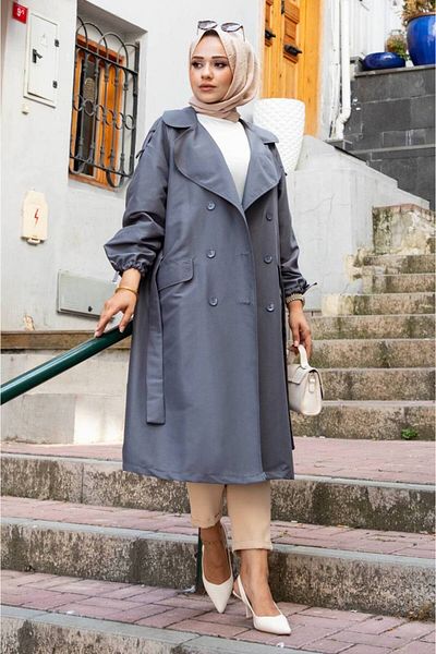 Sum Trench Coat Buttoned