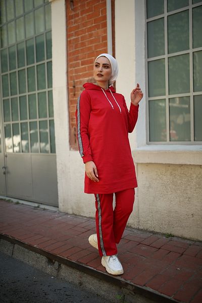 CNG MODA Hijab Tracksuit Set with Striped Sleeves