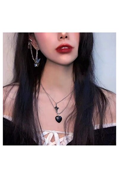 TakıConcept Yıldız Sallantılı Kıkırdak Küpe