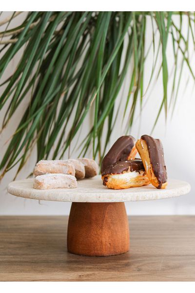 Gemboss Natural Marble Pastry Cake Stand, Wooden Leg Cake Stand, Marble Presentation Stand, Marble Cheese Plate 25 cm