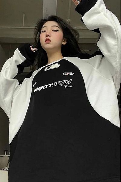 EFBUTİK Black Y2k Streetwear Smarttooth Printed Crewneck Sweatshirt