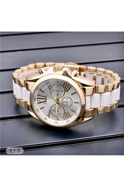 pullmarkt Women's Wristwatch - Stylish and Functional Design