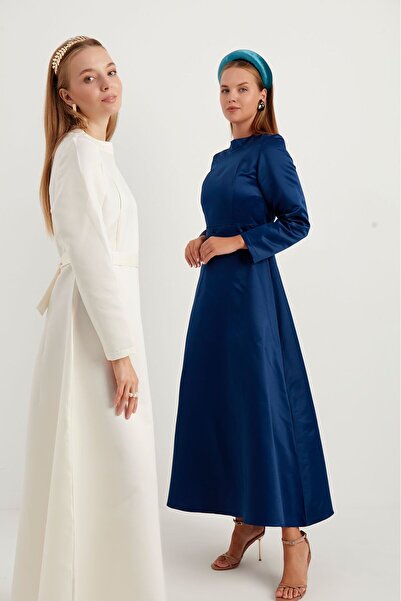 Huuq Design Pile detaylı saten elbise