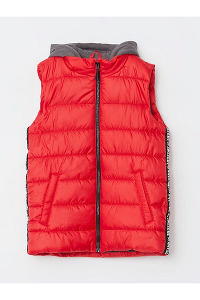LC Waikiki Hooded Printed Boys Puffer Vest