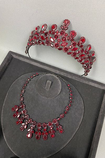 Hobigram Set de cercei Beety Bridal Tiara și Colier cu Pietre pentru Cele mai Frumoase Mirese Bordeaux – Coroană, Piatră de Cristal, Model Elegant