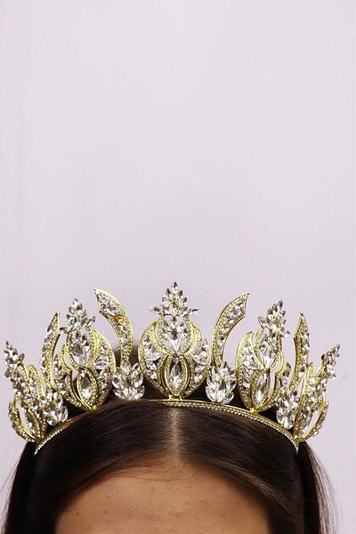 Hobigram Coroană de mireasă galbenă cu detaliu de piatră de cristal argintiu pentru cele mai frumoase mirese – Coroană, piatră de cristal, model elegant – Coroană