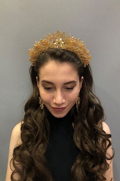 Hobigram Coroană și cercei de mireasă cu henna Omega Model Honey Color pentru cele mai frumoase mirese – Coroană, piatră de cristal, model elegant
