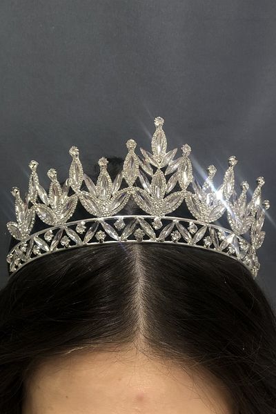 Hobigram Coroana de mireasa de culoare argintie cu piatra de cristal pentru cei mai frumoși mireși – coroană, piatră de cristal, model elegant, coroană de mireasă