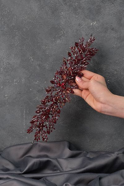 Hobigram Banda de păr cu mărgele de cristal Arden Burgundy și coroana de mireasă Henna pentru cele mai frumoase mirese – Coroană, cu pietre de cristal –