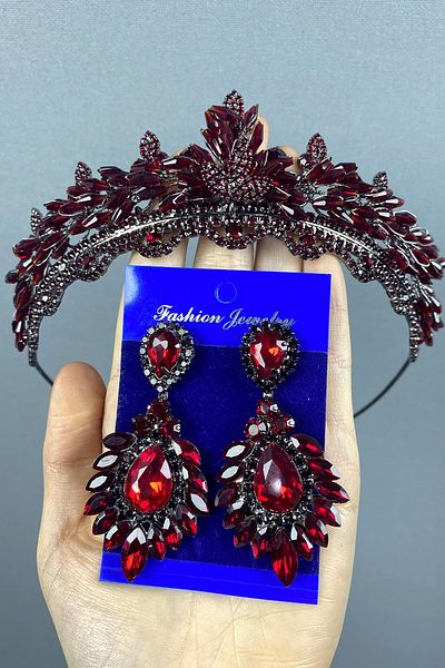 Hobigram Set de coroană și cercei de mireasă cu cristale Lena Burgundy pentru cele mai frumoase mirese – Coroană, piatră de cristal – Ta