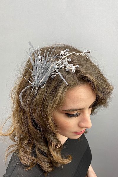 Hobigram Hair Accessory Ozly Feathered Crystal Bridal Hair and Turban Accessory – Other Hair Accessories – Other S