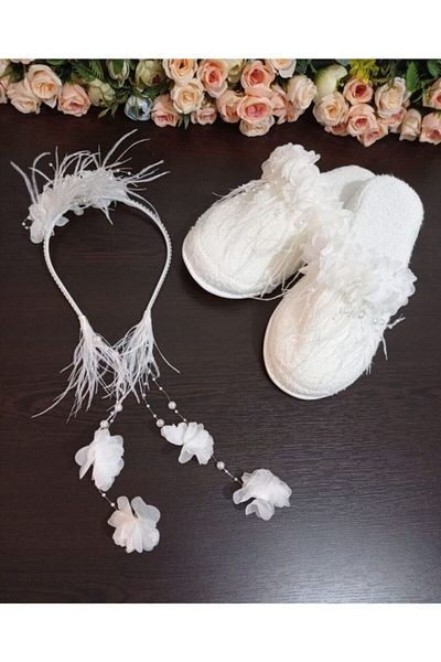 Hobigram Lohsa Sets Maternity Slippers and Crown Earrings Model White