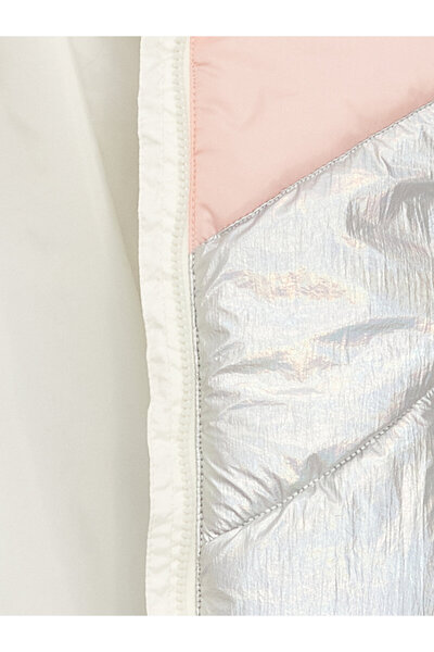 LC Waikiki Hooded Color Blocked Girl's Puffer Jacket