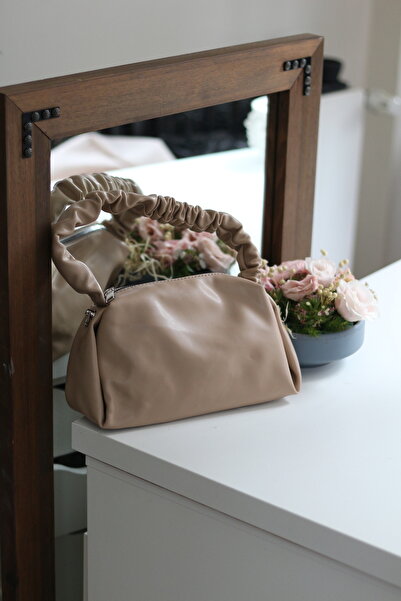 Moom Bag Geantă de umăr din nurcă cu șnur cu curea moale