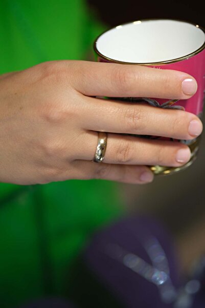 Ayyıldız Kuyumculuk Kadın 6mm Klasik Bombeli 14 Ayar Alyans