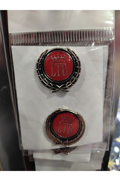 SS Oto Lega de alune turnată cu logo LTD măsoară 2x2 cm (2 buc)