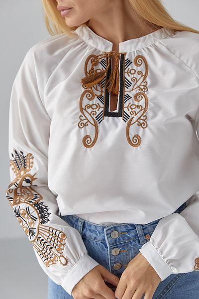 FEMELLE Women's New Season Tasseled Embroidery Vintage Blouse