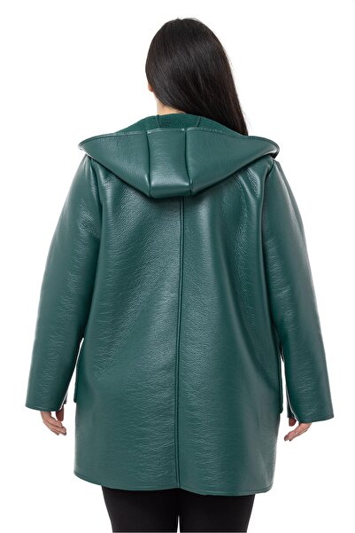 DISENTIS MODEST Büyük Beden Kapaklı Cepli Kapüşonlu Çoban Düğmeli İçi Kürklü Zümrüt Deri Kaban