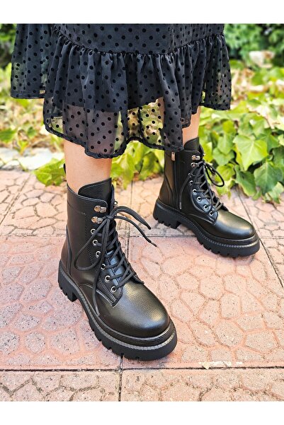 EPTC Kadın Önden Bağcıklı Yandan Fermuarı Lastikli Siyah Bot & Bootie Postal KışSonbahar