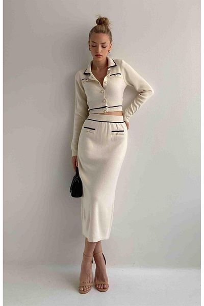 fujya Polo Neck Skirt Suit