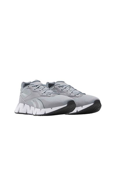 Reebok Zig Dynamica 4 - Comfortable and Fashionable Fit Outfit