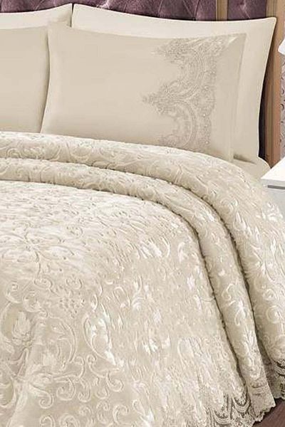 Bursa Tekstil Beige French Laced Double Blanket Set - Dowry Box