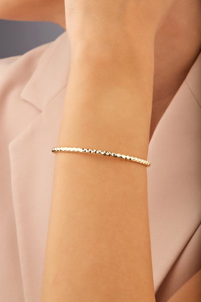 Joy of Jade Shiny Women's Handcuff Bracelet, Gold