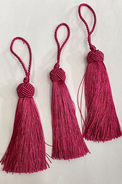 Hobigram Decorative Ribbon Fuchsia Knotted Single Tassel 12 cm 1 Piece – Decorative Ribbon, Stylish Design – Decorative