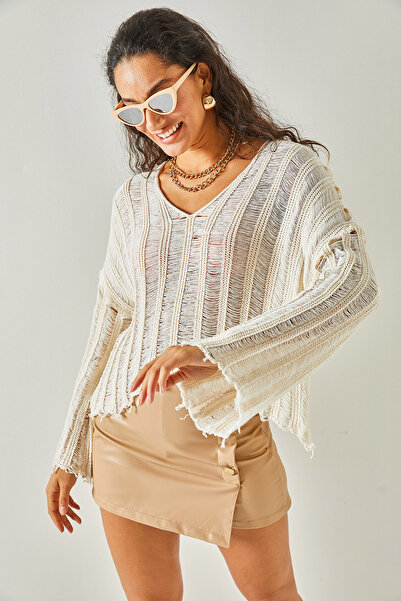 Olalook Kadın Ekru V Yaka Ajurlu Geniş Kollu Pamuklu Triko Kazak KZK-19000641