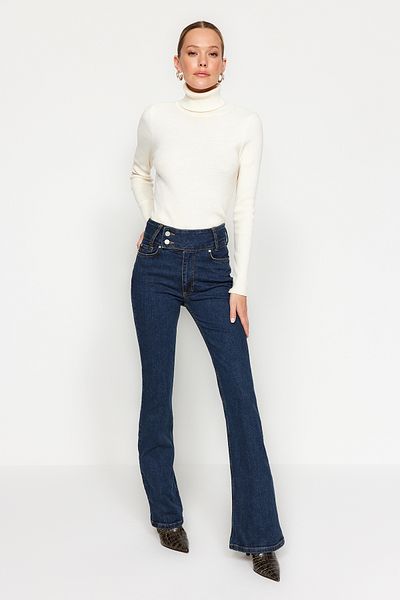 Trendyol Collection Dunkelblaue High Waist Flare Jeans mit Taillendetail TWOAW24JE00285
