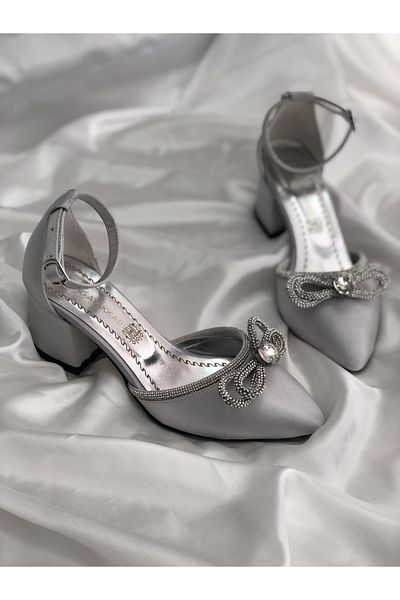 Hg Ayakkabı Scaun Stiletto din piatră din satin argintiu