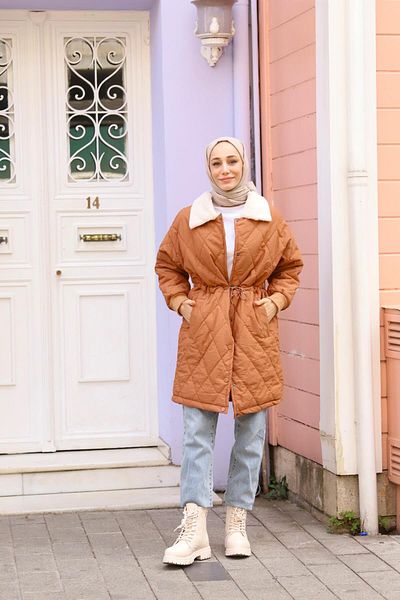 lurex moda Ватирано яке с ромбовидна връзка на талията на яката