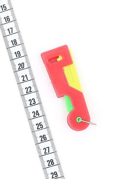 SİNGER Easy Needle Threading Device Price is for 3 Pieces. (HAND NEEDLE THREADING DEVICE)