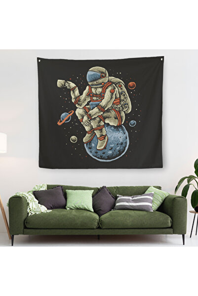 Harita Sepeti غطاء حائط من القماش على شكل رائد فضاء يستريح ويشرب القهوة على ا...