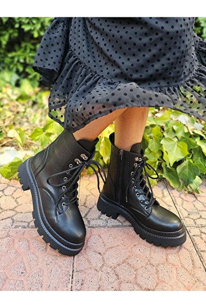 EPTC Kadın Önden Bağcıklı Yandan Fermuarı Lastikli Siyah Bot & Bootie Postal KışSonbahar