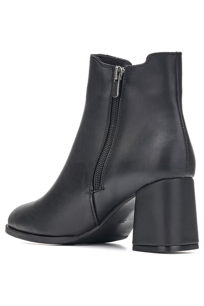 Nstil Black Casual Women's Boots - Chunky Heel, Zippered and Non-Slip Sole Feather Lined 2407