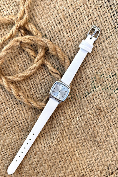 pierrose Beyaz Deri Kordon Vintage Minimal Kare Kadın Kol Saati