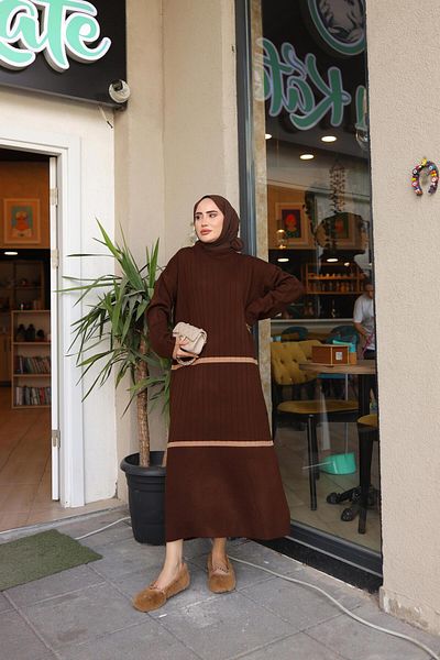 lurex moda ROCHIE LUNGĂ DE TRICOATĂ CU DUNGI ORIZONTALE