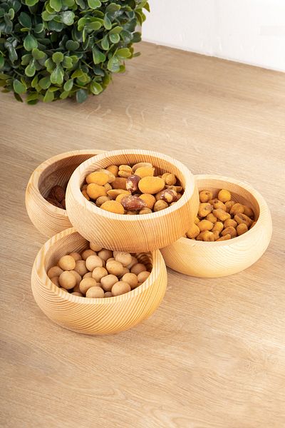 DNS HOME Set of 4 Natural Light Colored Wooden Snack Bowls