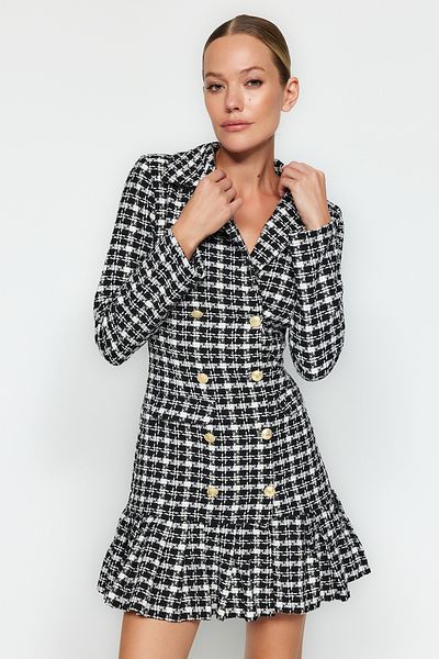 Trendyol Collection Schwarzer Rock, Volant, Knopfdetail, Tweed-Webkleid TWOAW23EL00870