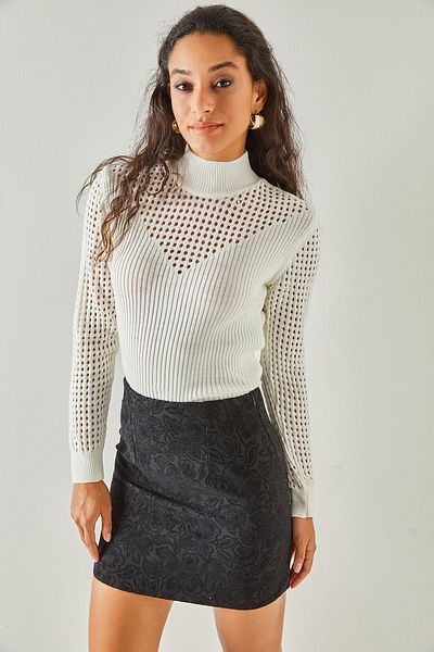 Olalook Women's White Robe Sleeve Openwork Half Fisherman Knitwear Sweater KZK-19000632