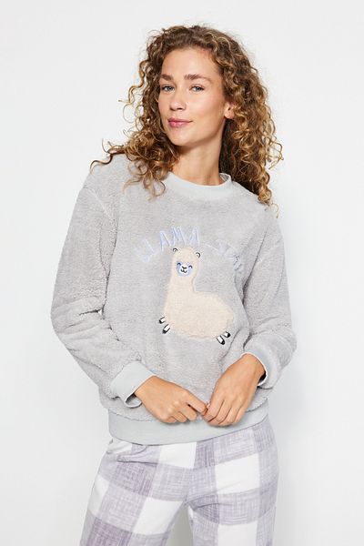 Trendyol Collection Láma mintás szürke kötött pizsama szett - Wellsoft téli öltöny THMAW24PT00029