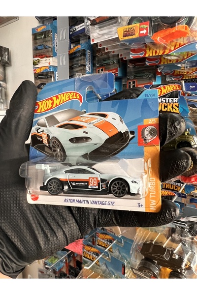 HOT WHEELS Aston Martin Vantage Gte ( Gulf )